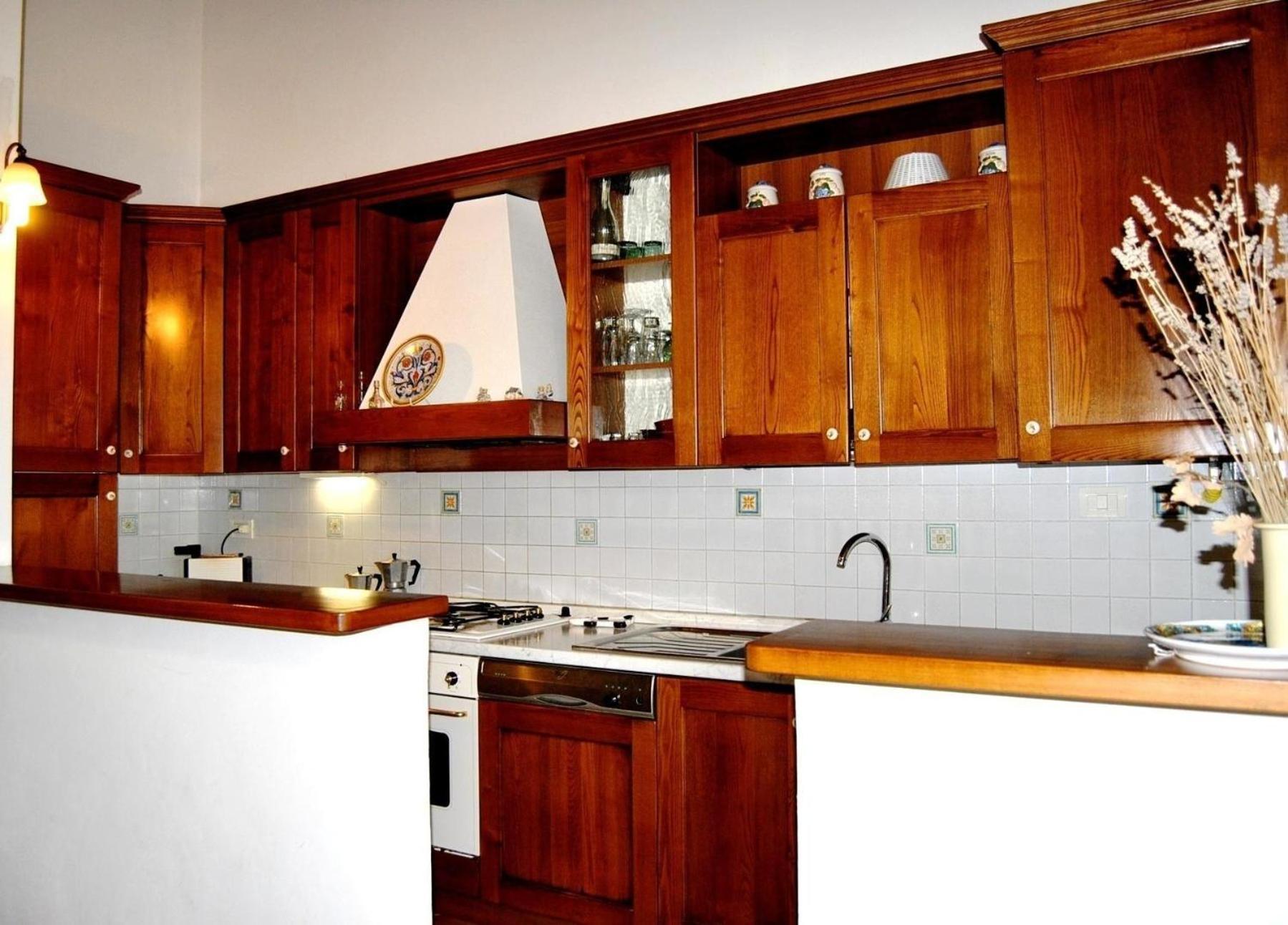 Charmantes Ferienhaus In Piani Della Rugginosa Mit Grossem Garten เรกเจลโล ภายนอก รูปภาพ
